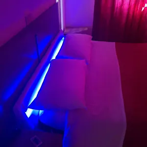 https://hotel-houston-livorno.it-tuscanyhotel.com